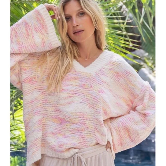 1 small left POL Sweater - Picture 5 of 12